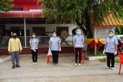 วัดมหาธาตุร่วมกับสำนักงานพระพุทธศาสนาจังหวัดยโสธร จัดโรงทานช่วยเหลือผู้ได้รับผลกระทบจากการแพร่ระบาดของโรคติดเชื้อไวรัสโคโรนา 2019